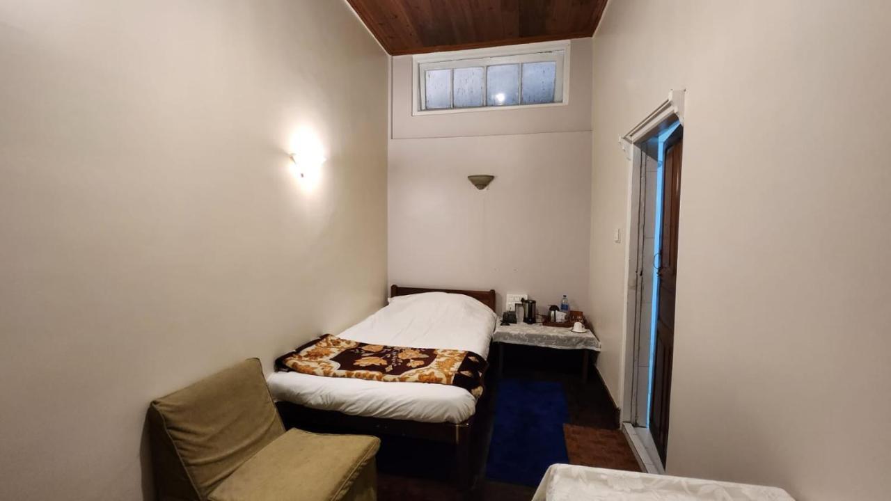 Ivanhoe Hotel Dardzsiling Kültér fotó