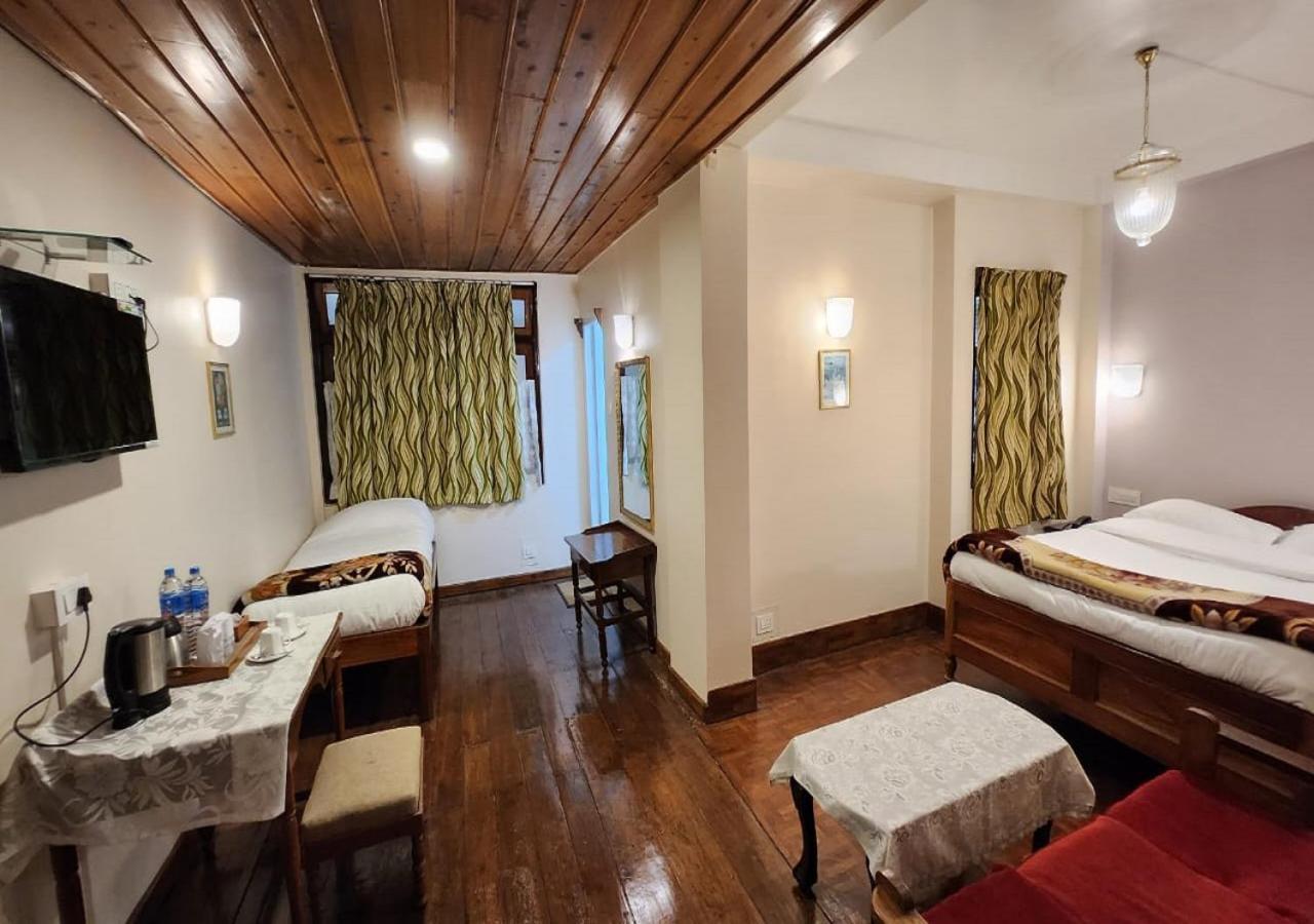 Ivanhoe Hotel Dardzsiling Kültér fotó