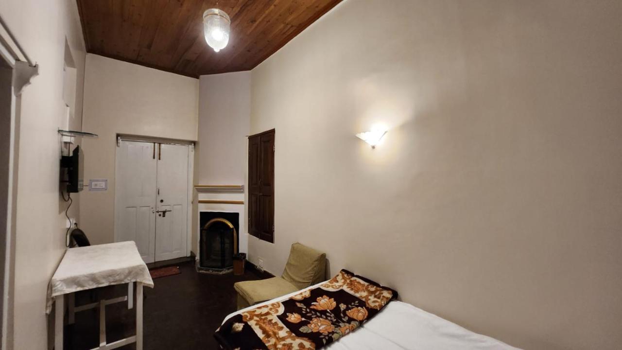 Ivanhoe Hotel Dardzsiling Kültér fotó