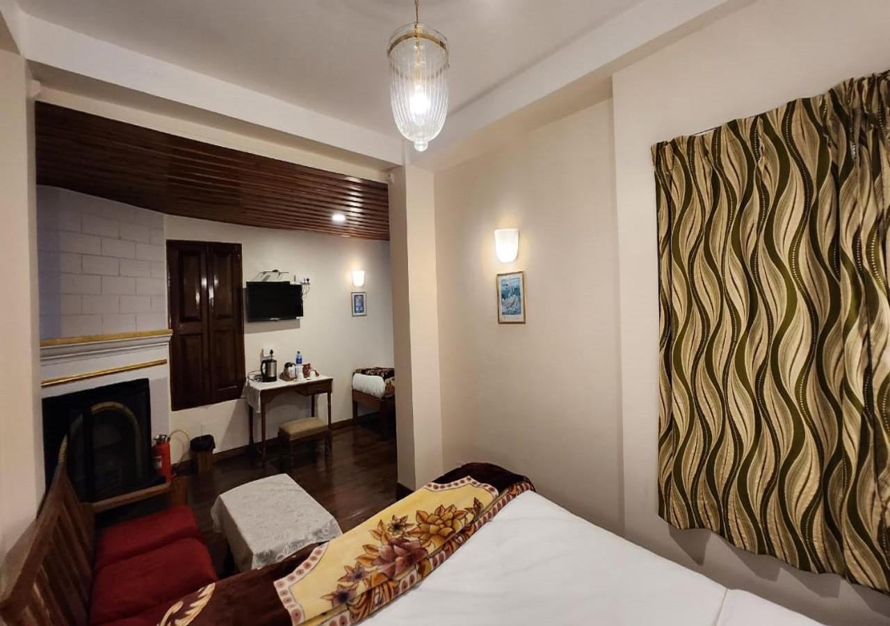 Ivanhoe Hotel Dardzsiling Kültér fotó