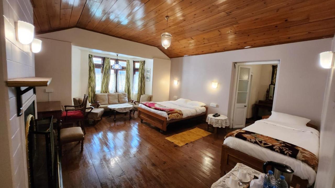 Ivanhoe Hotel Dardzsiling Kültér fotó