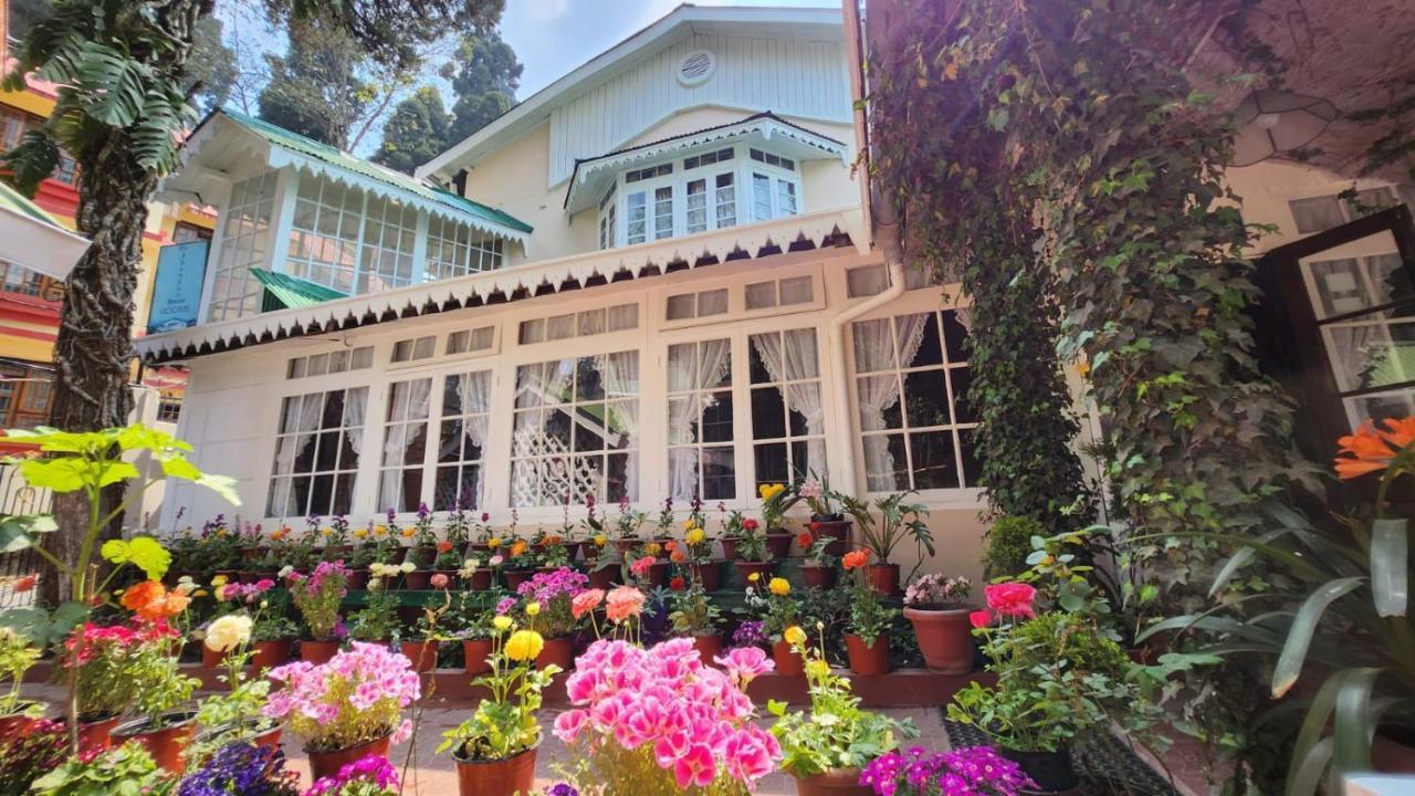 Ivanhoe Hotel Dardzsiling Kültér fotó