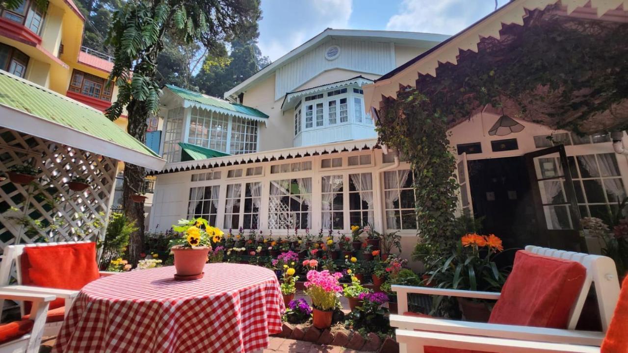 Ivanhoe Hotel Dardzsiling Kültér fotó