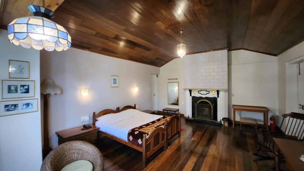 Ivanhoe Hotel Dardzsiling Kültér fotó
